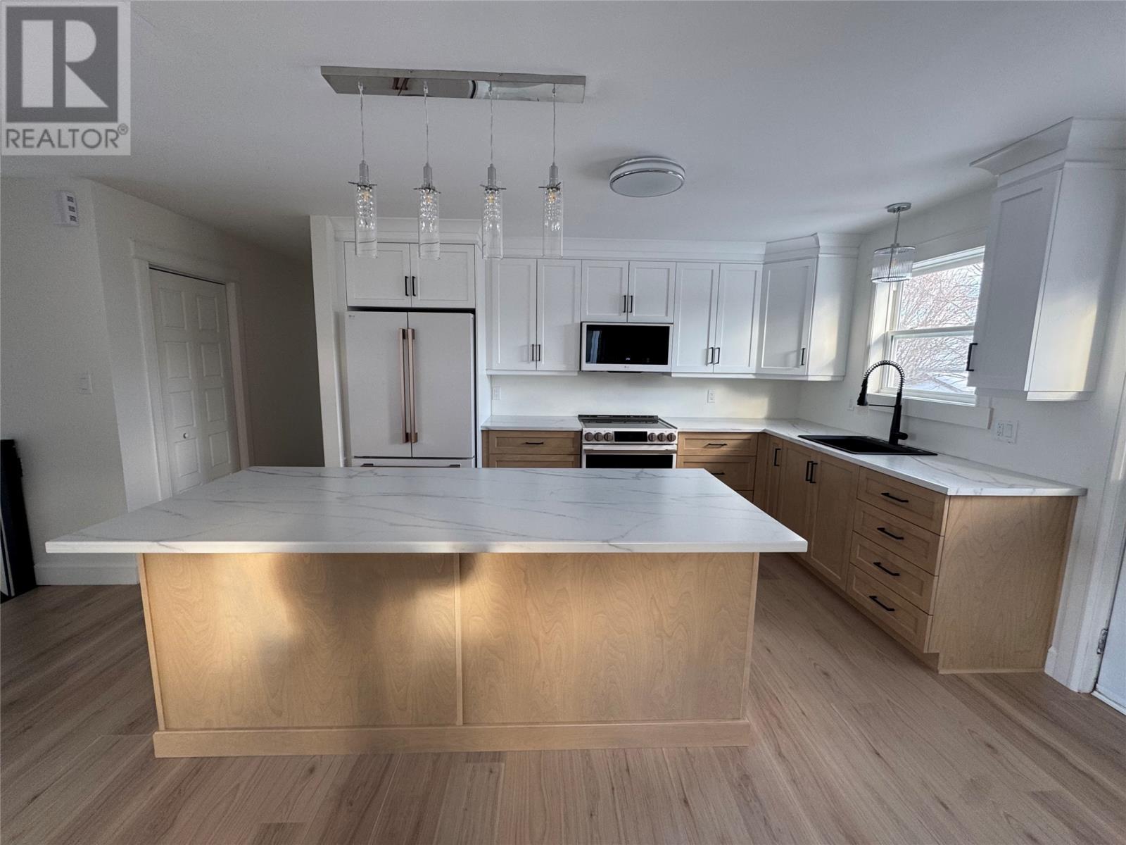 59 Michener Avenue, Mount Pearl, NL - Indoor Photo Showing Kitchen