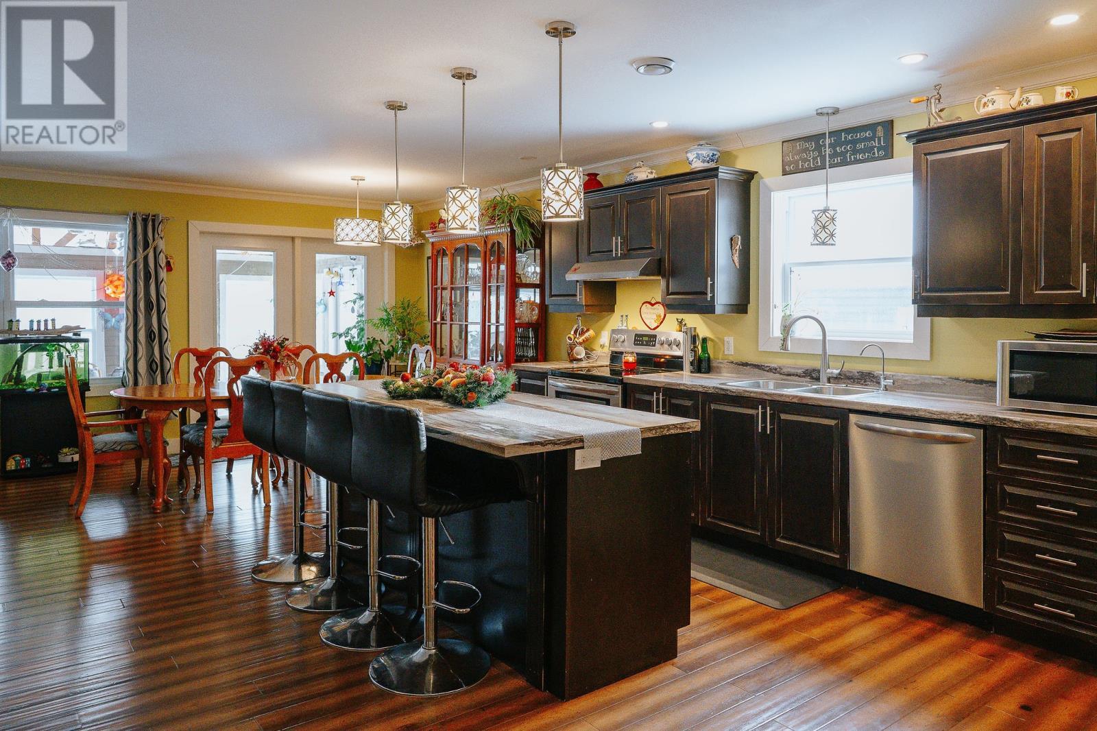 272 Main Street, Victoria Cove, NL - Indoor Photo Showing Kitchen With Stainless Steel Kitchen With Double Sink With Upgraded Kitchen