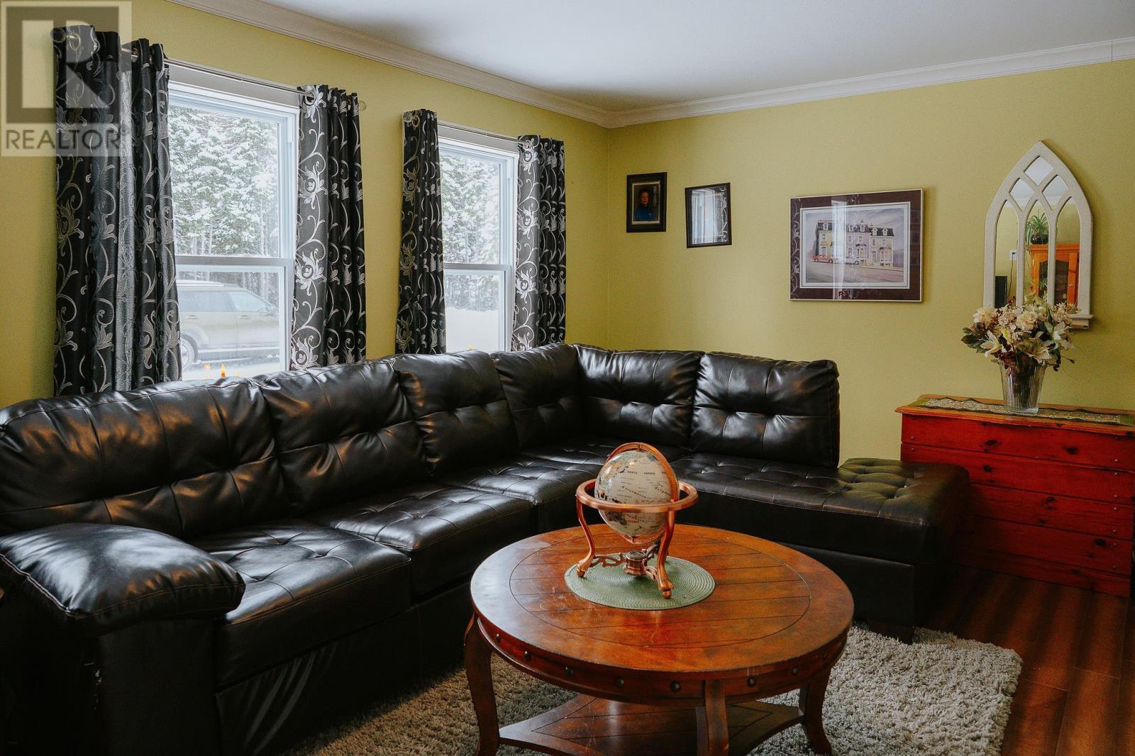 272 Main Street, Victoria Cove, NL - Indoor Photo Showing Living Room