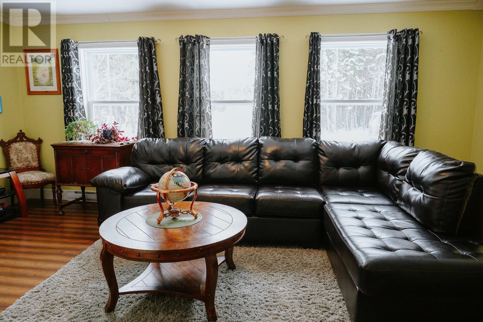 272 Main Street, Victoria Cove, NL - Indoor Photo Showing Living Room