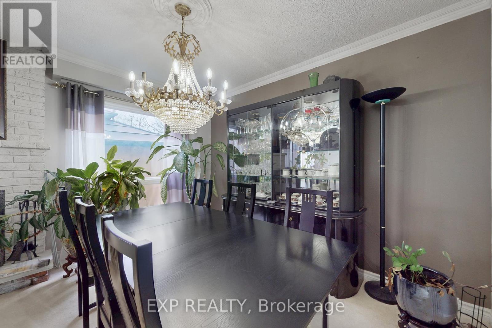 88 Valdor Drive, Toronto, ON - Indoor Photo Showing Dining Room