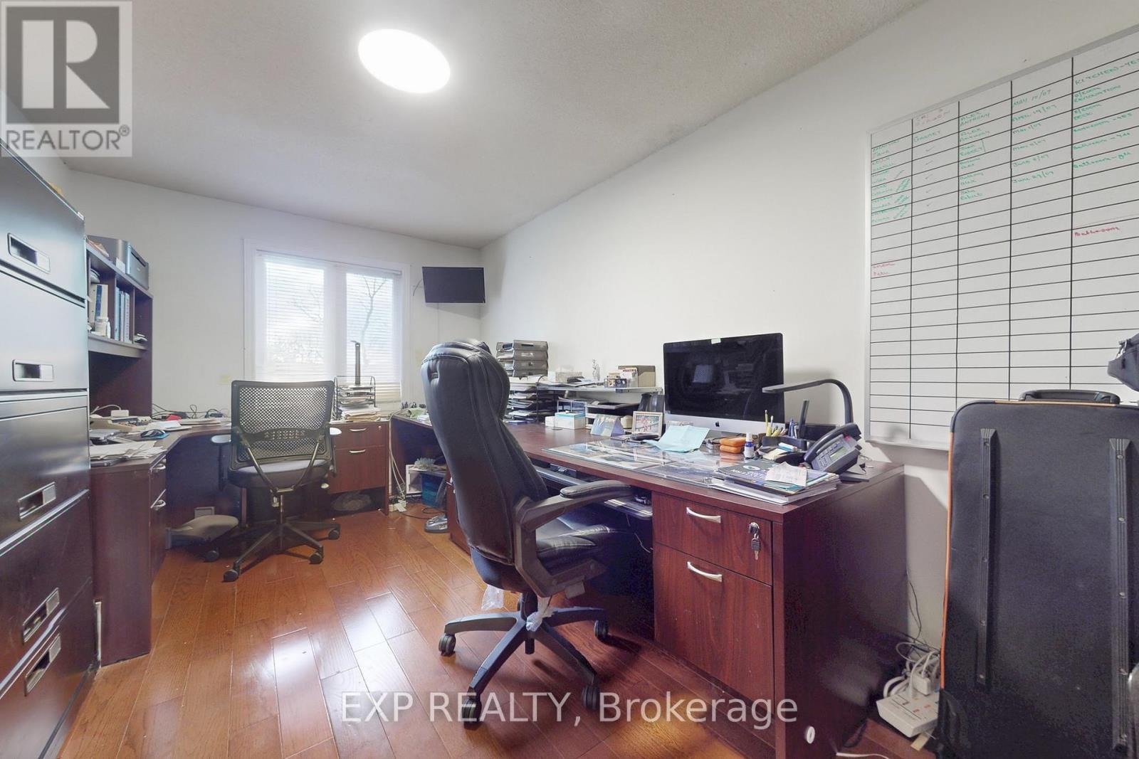 88 Valdor Drive, Toronto, ON - Indoor Photo Showing Office