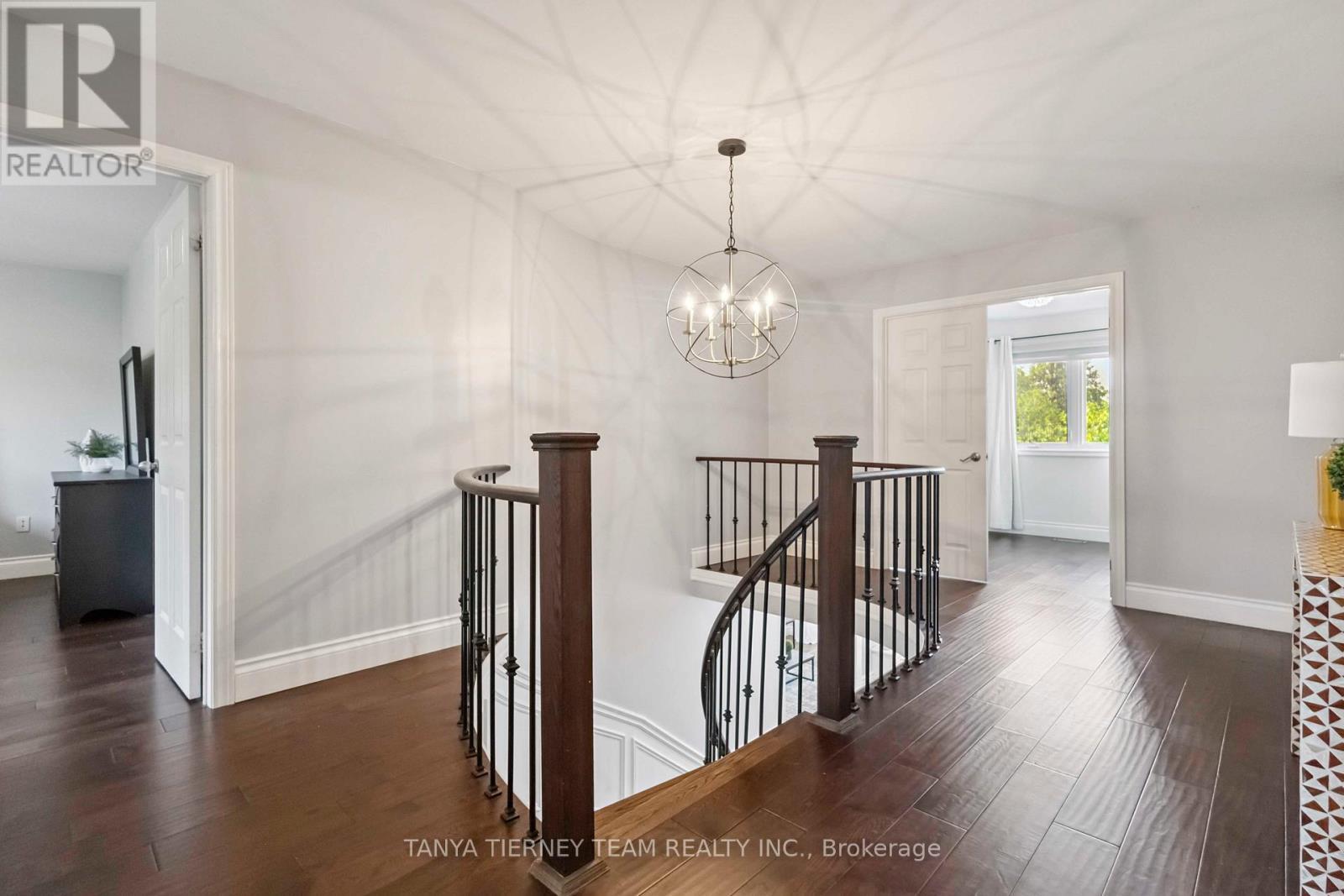 46 Foster Crescent, Whitby, ON - Indoor Photo Showing Other Room