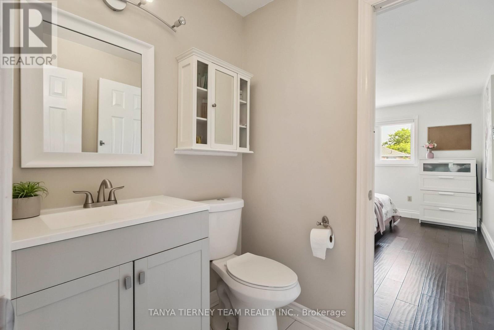 46 Foster Crescent, Whitby, ON - Indoor Photo Showing Bathroom