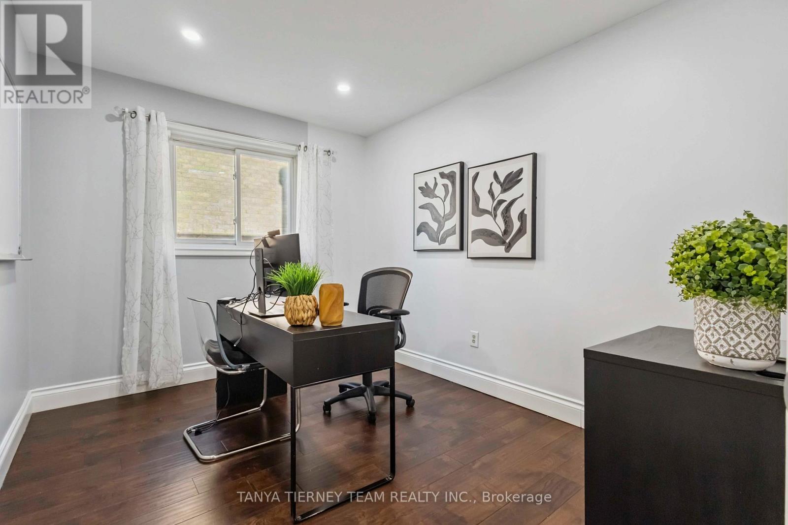 46 Foster Crescent, Whitby, ON - Indoor Photo Showing Other Room