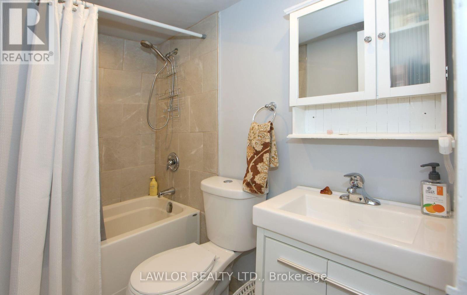 503 - 3311 Kingston Road, Toronto, ON - Indoor Photo Showing Bathroom