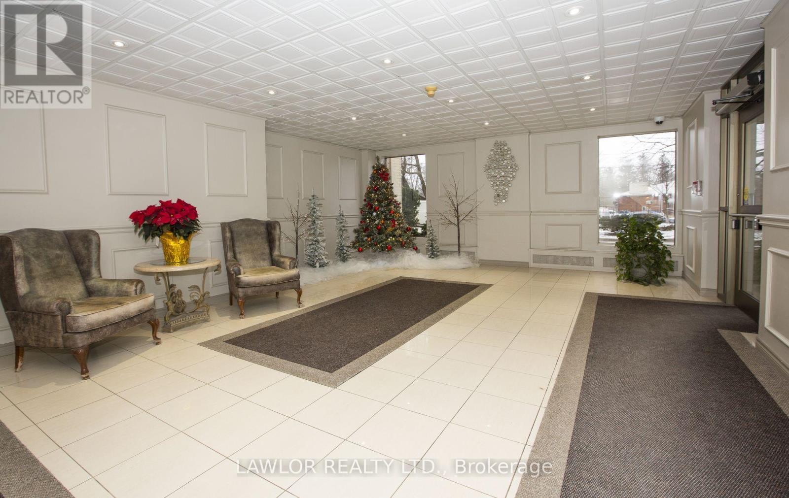 503 - 3311 Kingston Road, Toronto, ON - Indoor Photo Showing Other Room