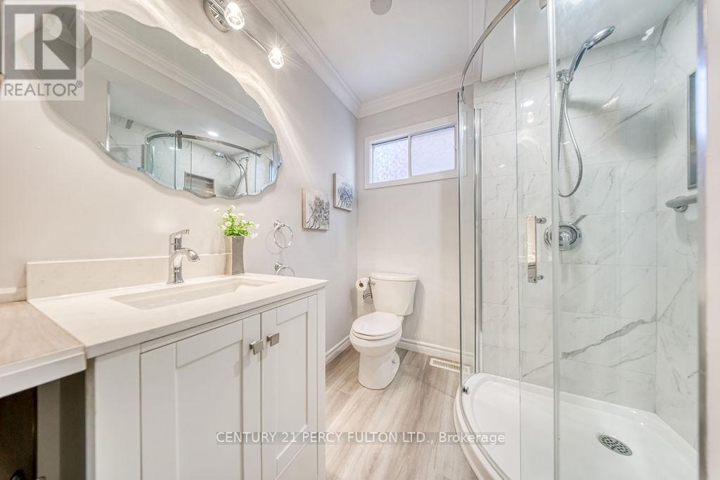 948 Glenanna Road, Pickering, ON - Indoor Photo Showing Bathroom
