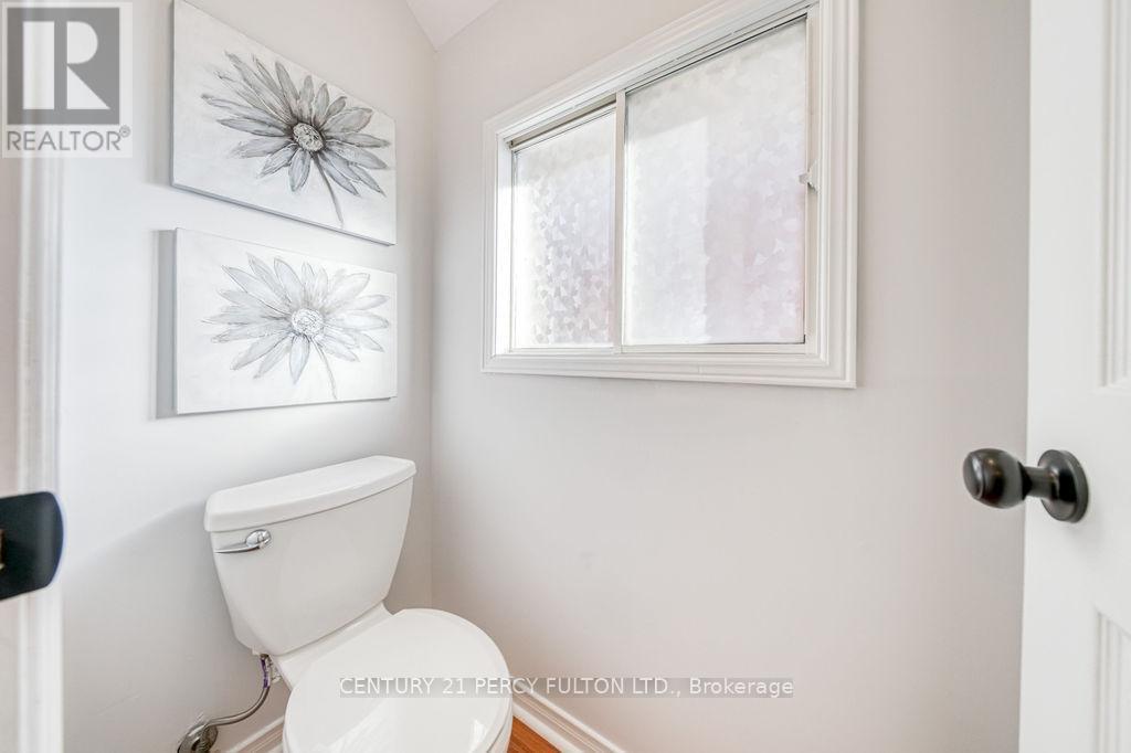 948 Glenanna Road, Pickering, ON - Indoor Photo Showing Bathroom