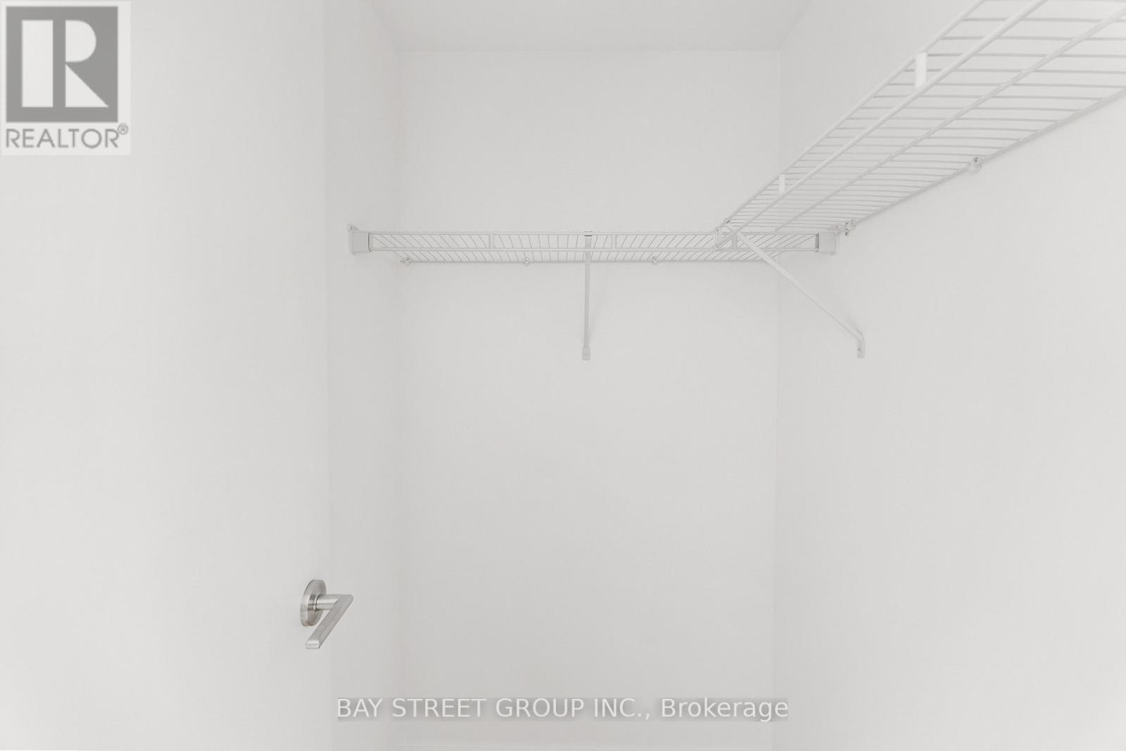 901 - 7439 Kingston Road, Toronto, ON - With Storage