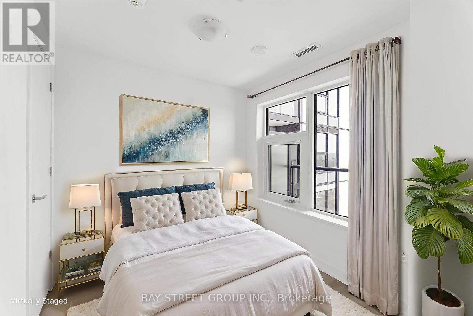 901 - 7439 Kingston Road, Toronto, ON - Indoor Photo Showing Bedroom