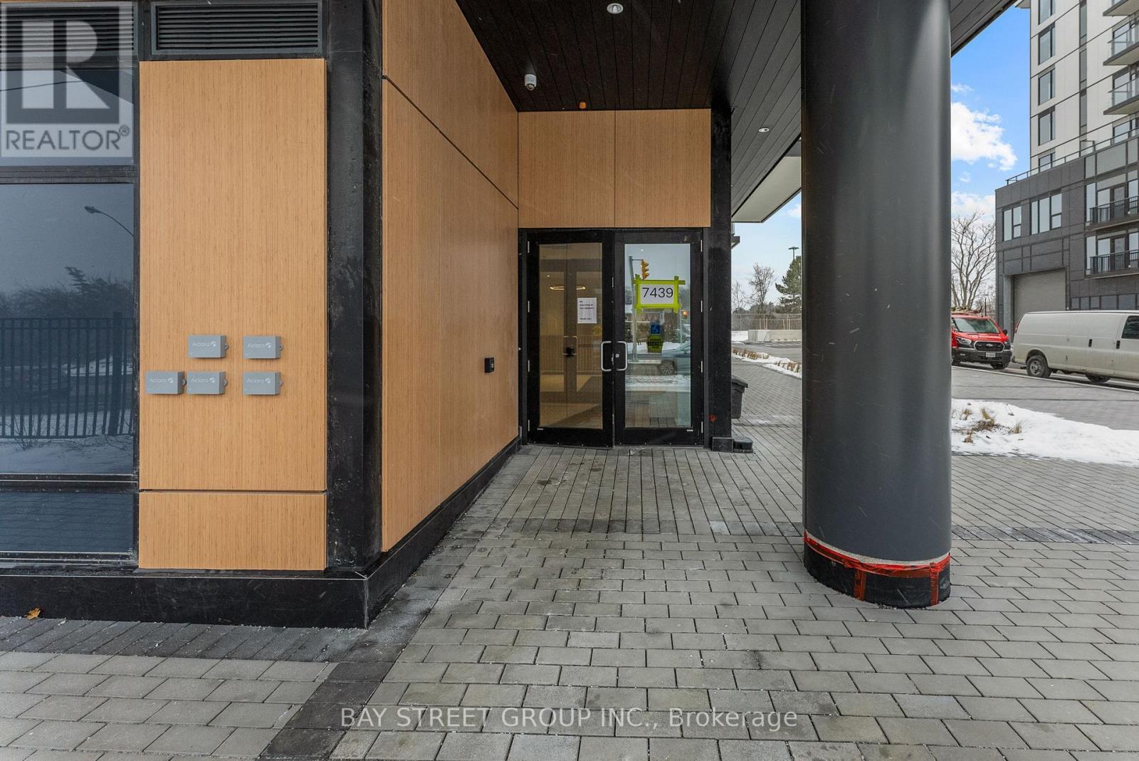 901 - 7439 Kingston Road, Toronto, ON - Outdoor With Exterior