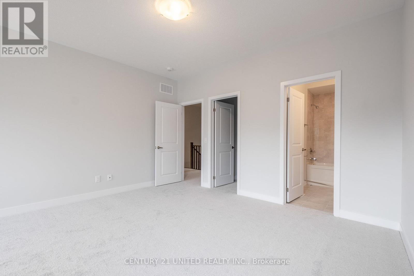 1040 Unit A Suddard Avenue, Oshawa (Kedron), ON - Indoor Photo Showing Other Room