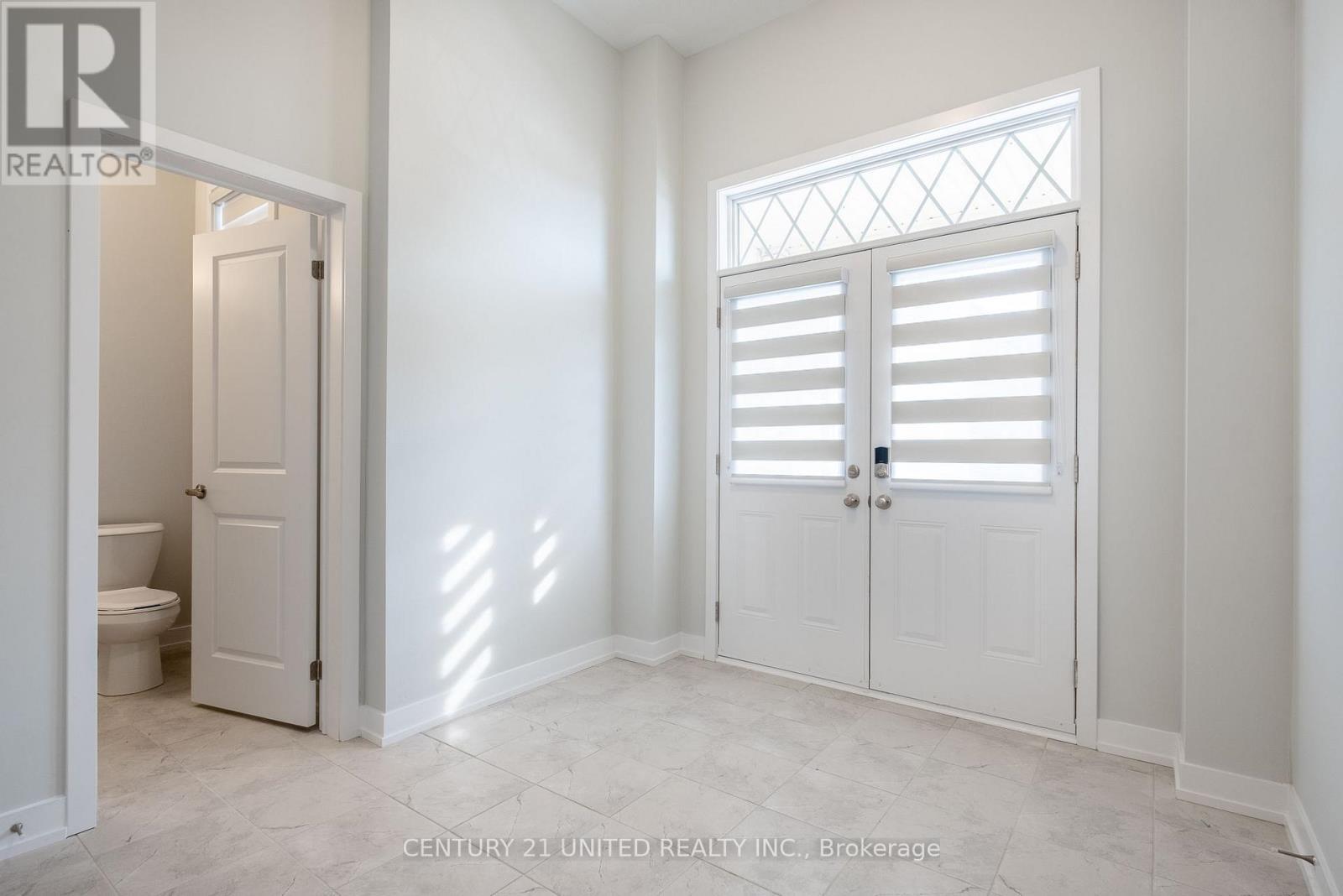 1040 Unit A Suddard Avenue, Oshawa (Kedron), ON - Indoor Photo Showing Other Room