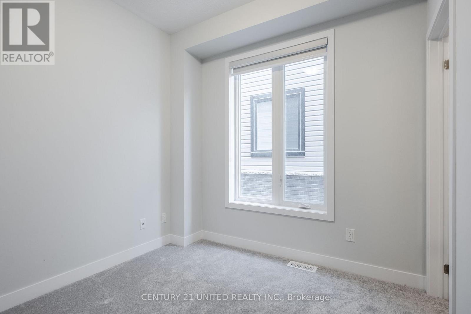 1040 Unit A Suddard Avenue, Oshawa (Kedron), ON - Indoor Photo Showing Other Room