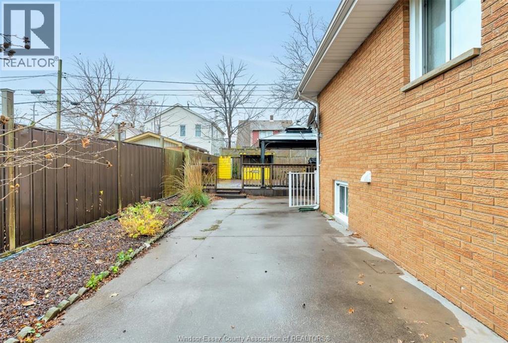 1279 Tourangeau Unit# Lower, Windsor, ON - Outdoor