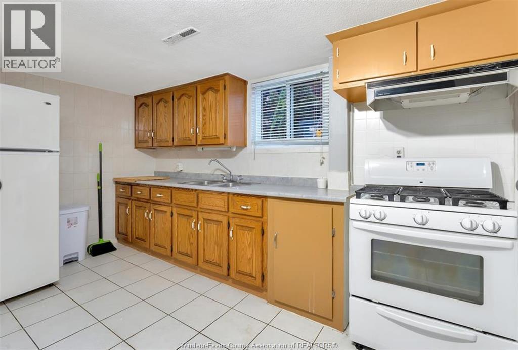1279 Tourangeau Unit# Lower, Windsor, ON - Indoor Photo Showing Kitchen With Double Sink