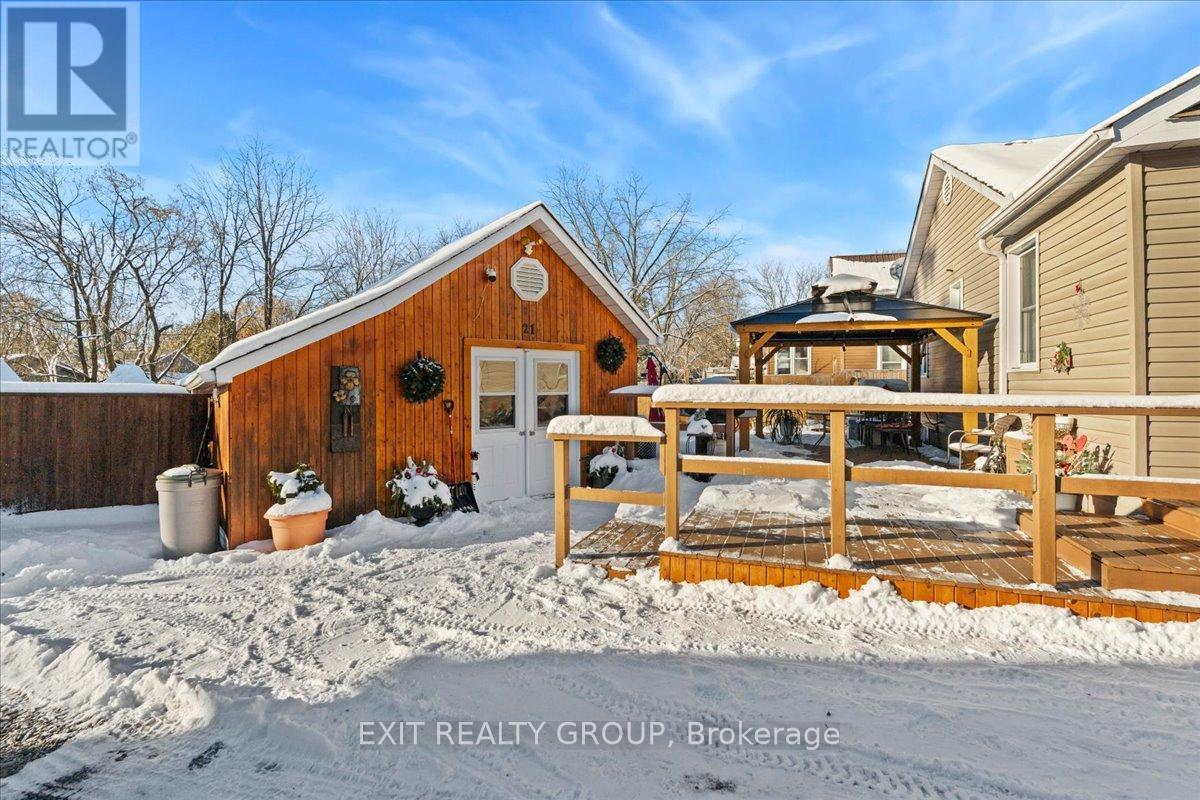 21 North Hastings Avenue, Marmora And Lake (Marmora Ward), ON - Outdoor With Deck Patio Veranda