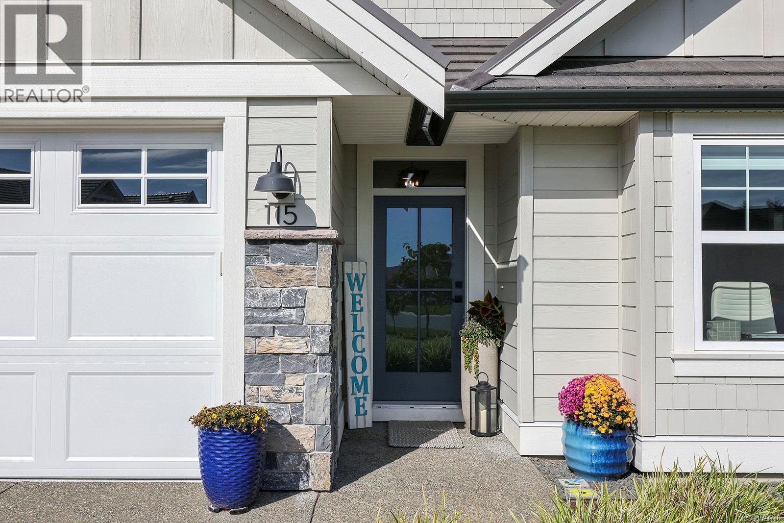 115 1444 Crown Isle Dr, Courtenay, BC - Outdoor With Exterior