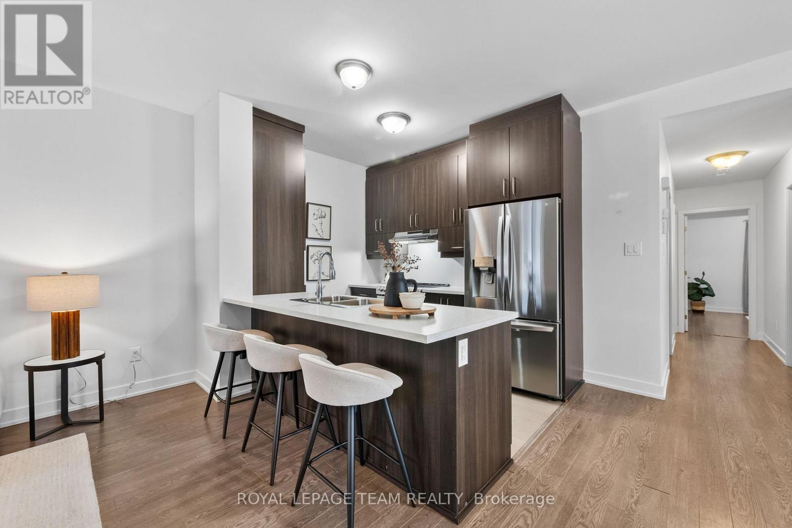 6 - 251 Capri Avenue, Russell, ON - Indoor