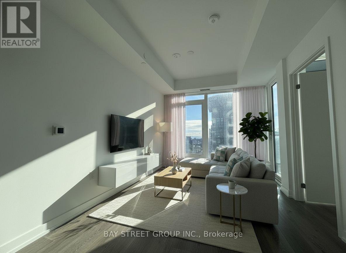 3405 - 395 Square One Drive, Mississauga, ON - Indoor