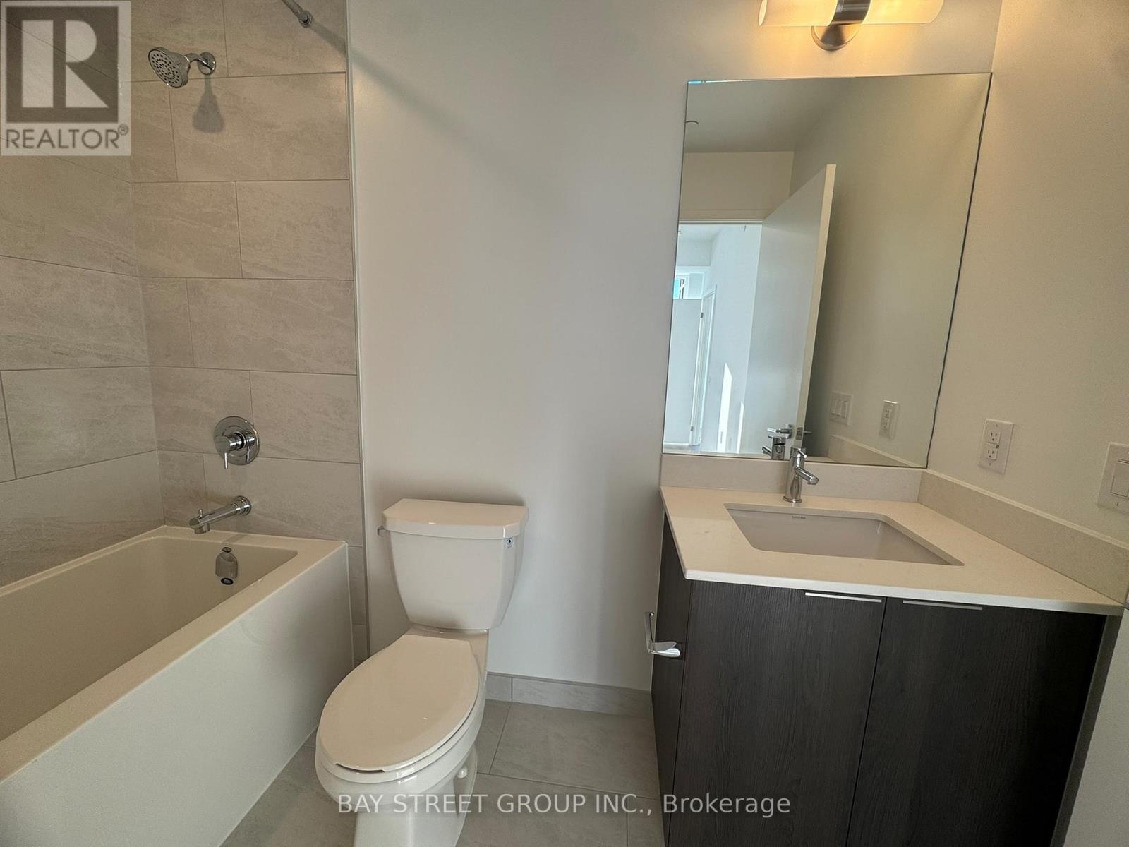 3405 - 395 Square One Drive, Mississauga, ON - Indoor Photo Showing Bathroom