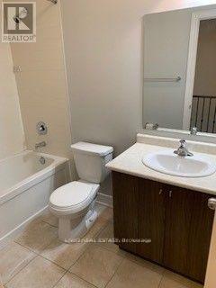 4 Lady Evelyn Crescent, Brampton, ON - Indoor Photo Showing Bathroom