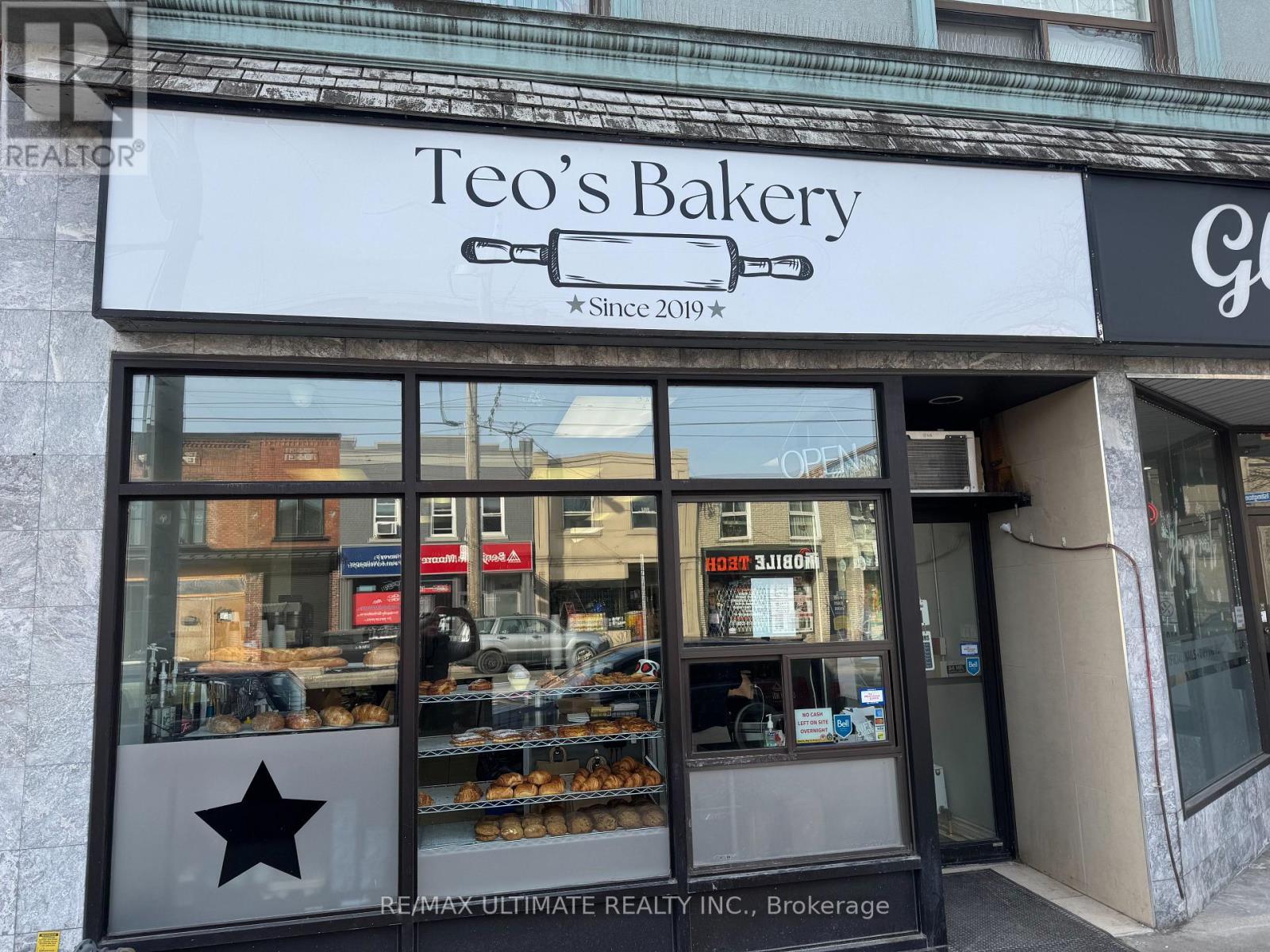 2897 Lake Shore Boulevard W, Toronto, ON