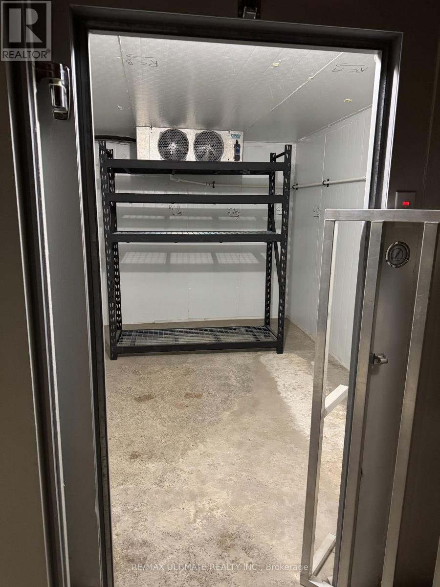 2897 Lake Shore Boulevard W, Toronto, ON