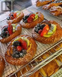 2897 Lake Shore Boulevard W, Toronto, ON