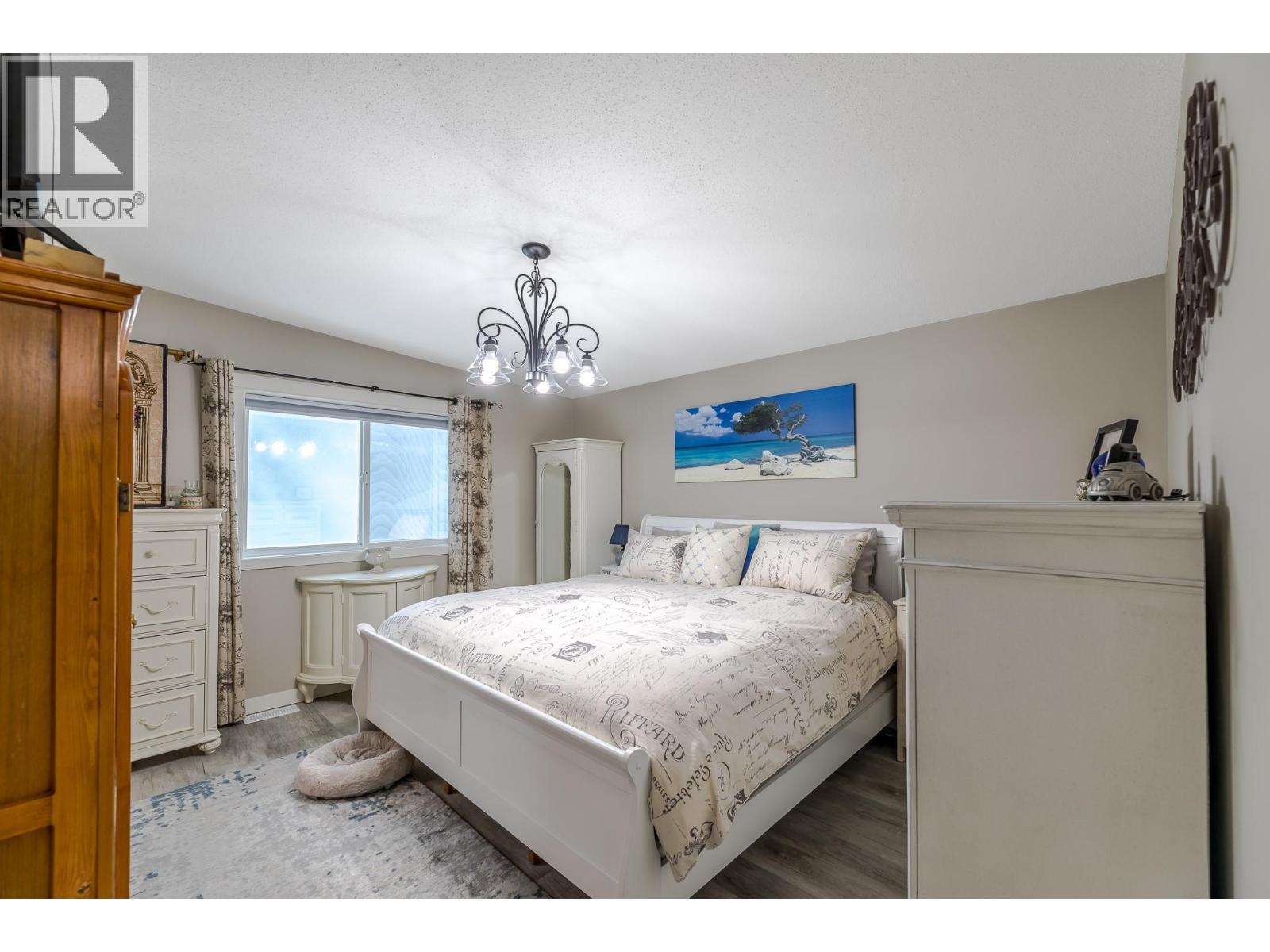 Primary Bedroom fits a King Bed - 8598 Hwy 97 Unit# 50, Oliver, BC