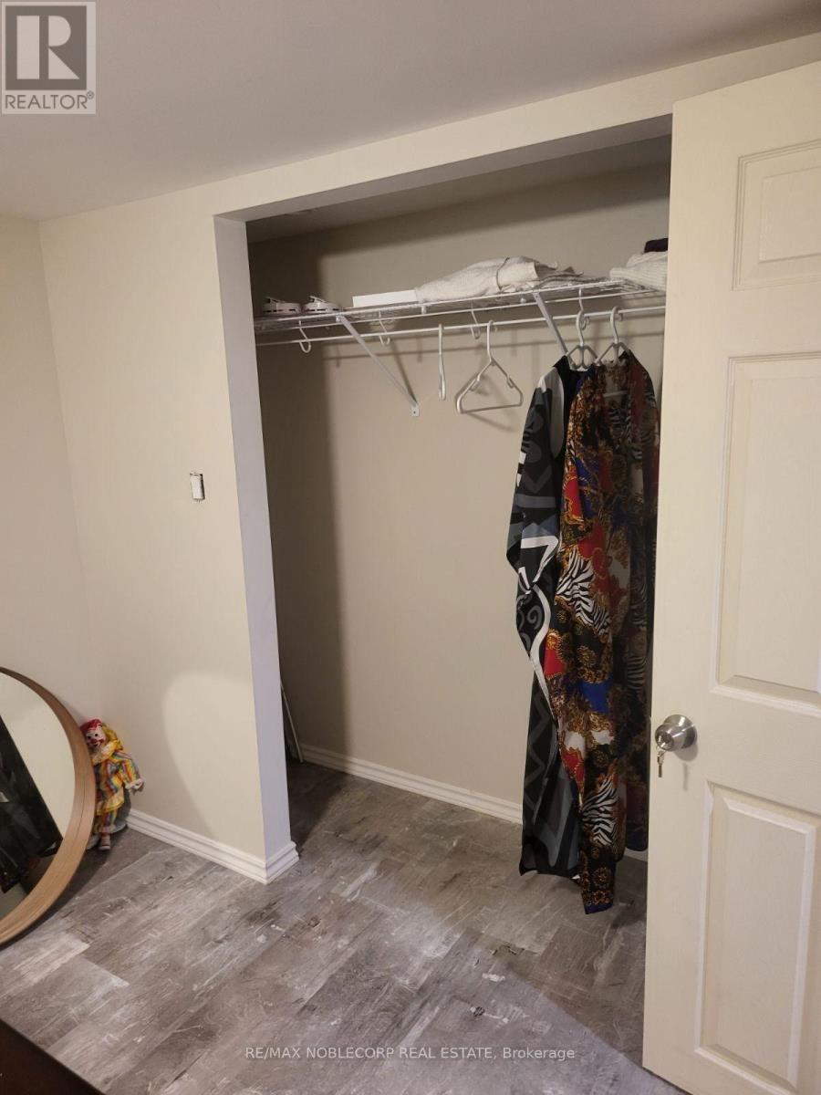 Bsmt - 56 Argyle Crescent, St. Catharines, ON - Indoor