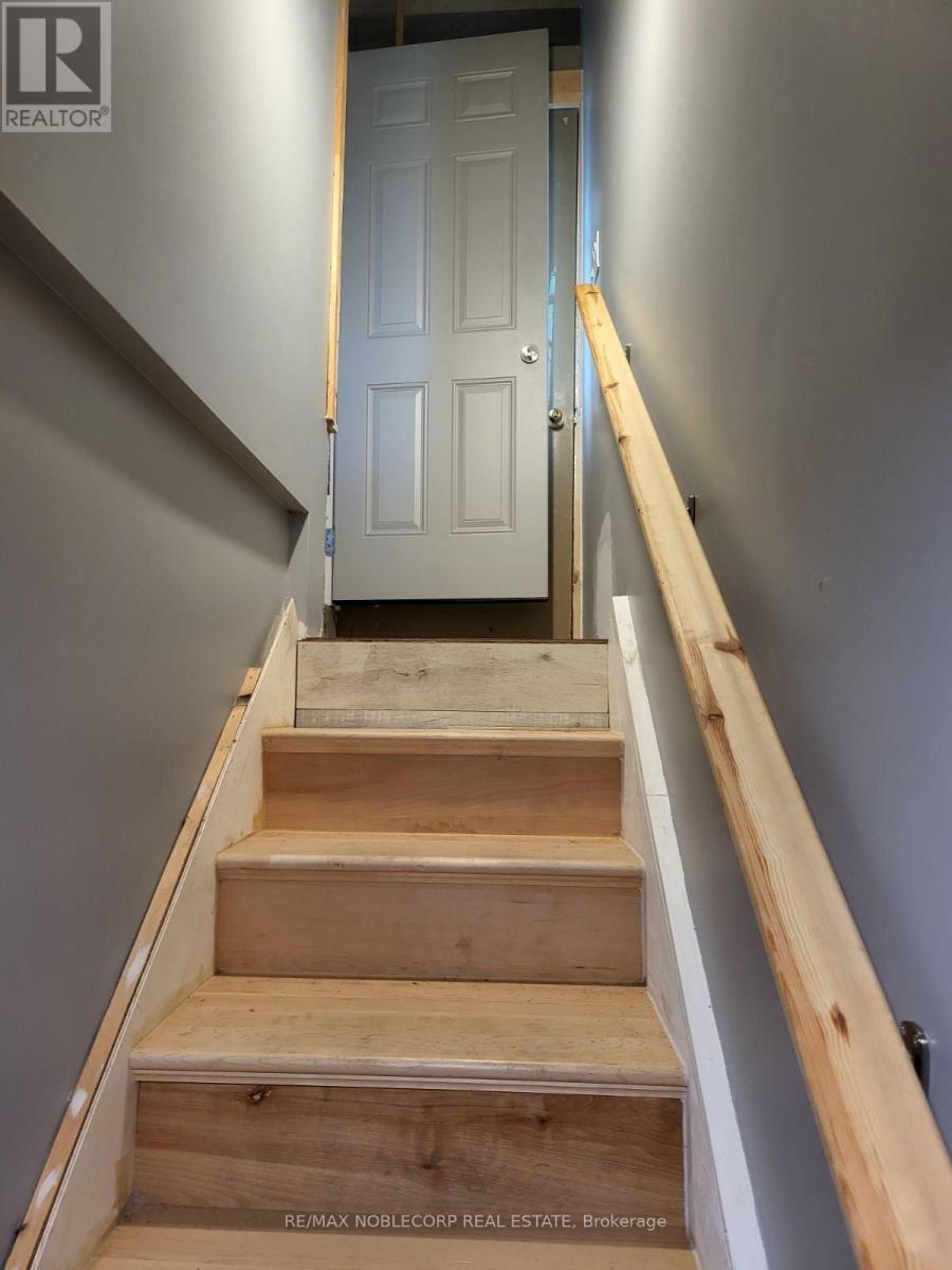 Bsmt - 56 Argyle Crescent, St. Catharines, ON - Indoor Photo Showing Other Room