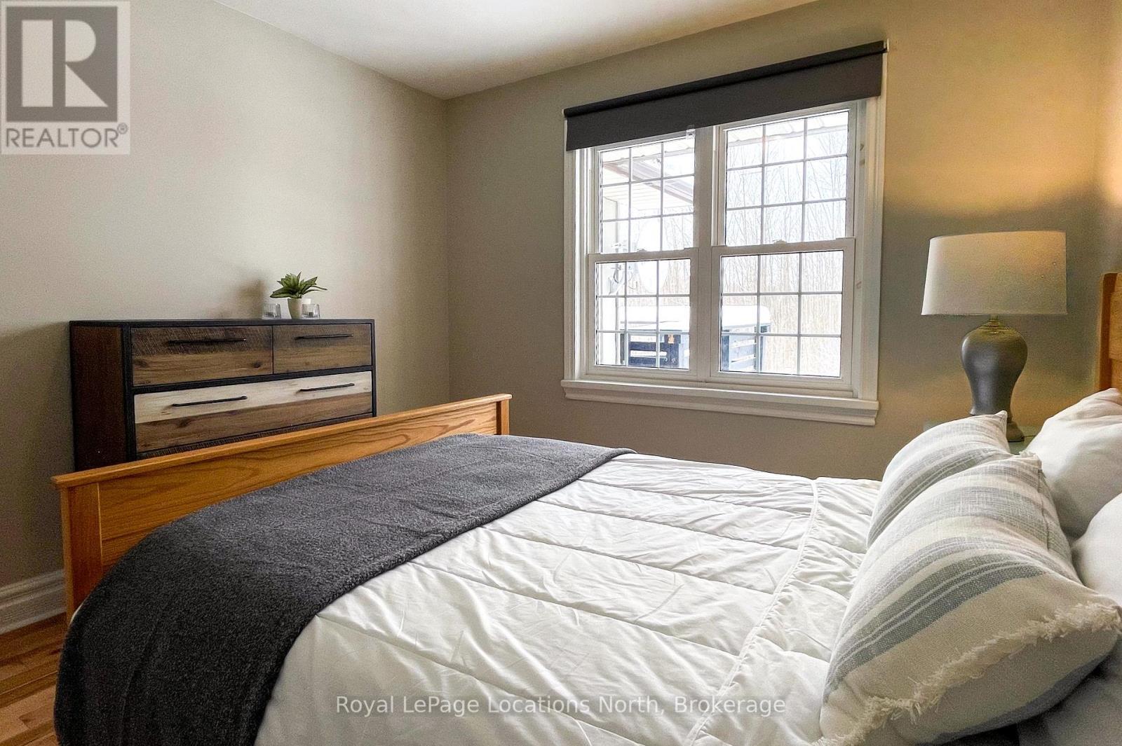 637280 St Vincent-Sydenham Townline, Meaford, ON - Indoor Photo Showing Bedroom