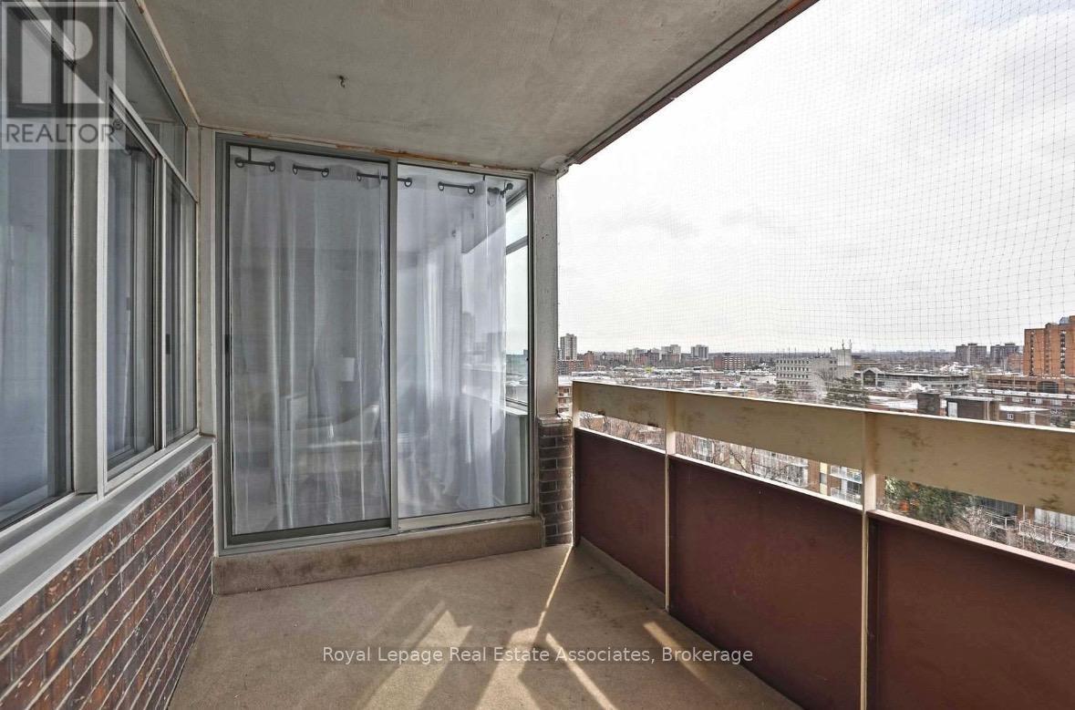 1006 - 3100 Kirwin Avenue, Mississauga, ON - Outdoor With Exterior