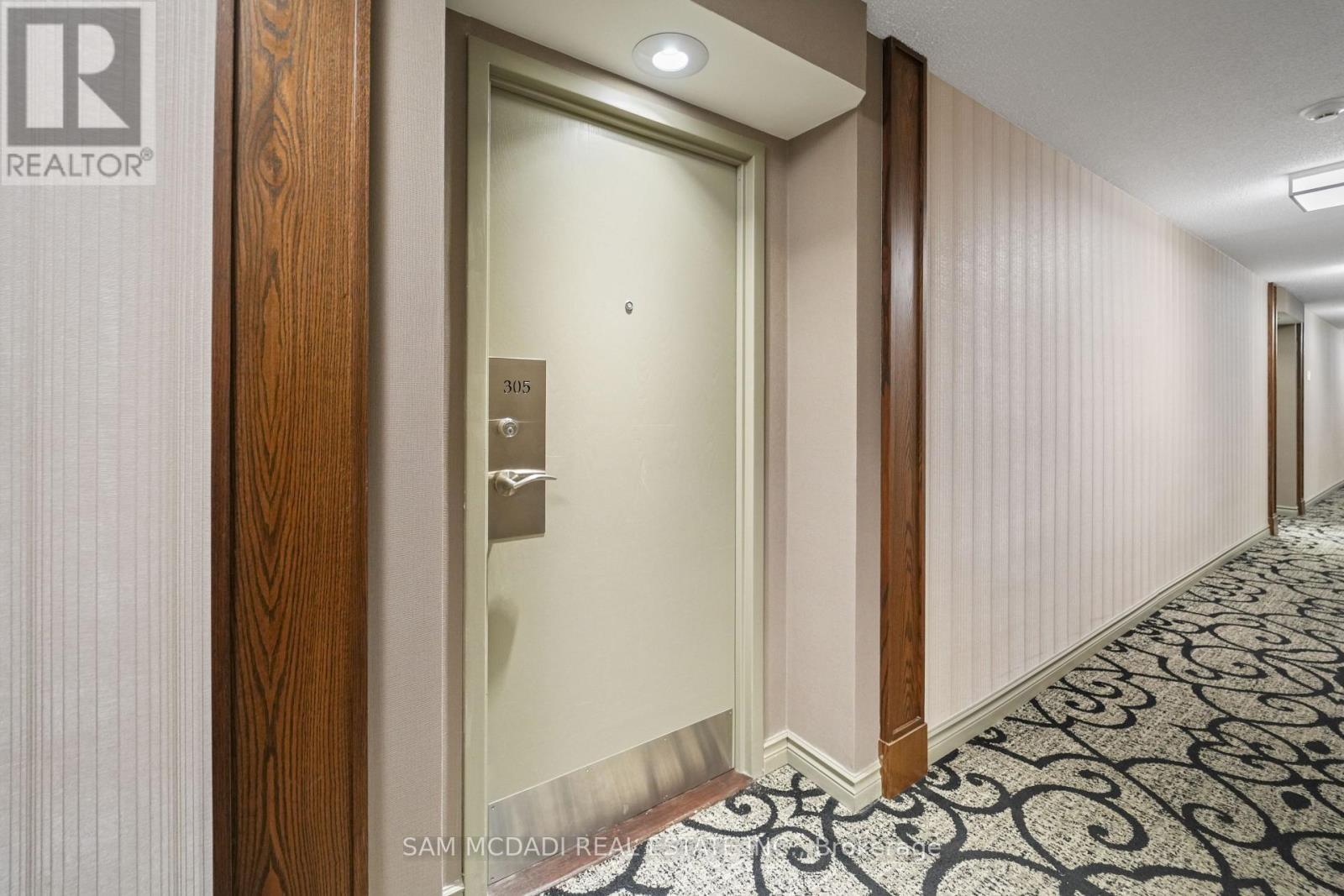 305 - 330 Rathburn Road W, Mississauga, ON - Indoor