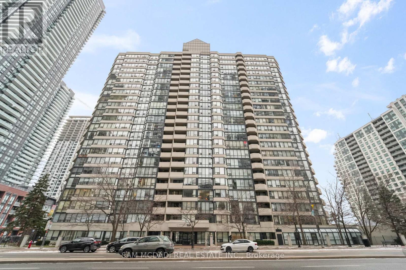 305 - 330 Rathburn Road W, Mississauga, ON - Outdoor With Facade
