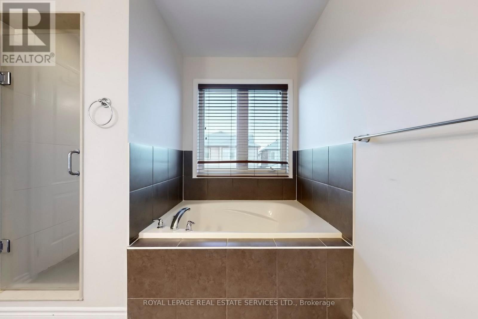 389 Gosford Crescent, Milton, ON - Indoor