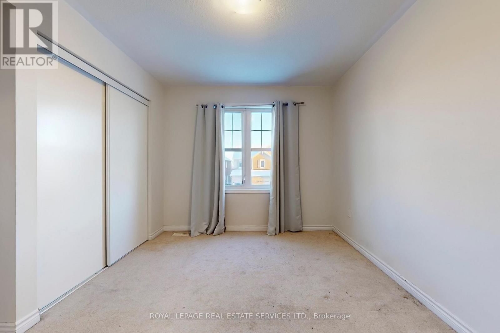 389 Gosford Crescent, Milton, ON - Indoor Photo Showing Other Room