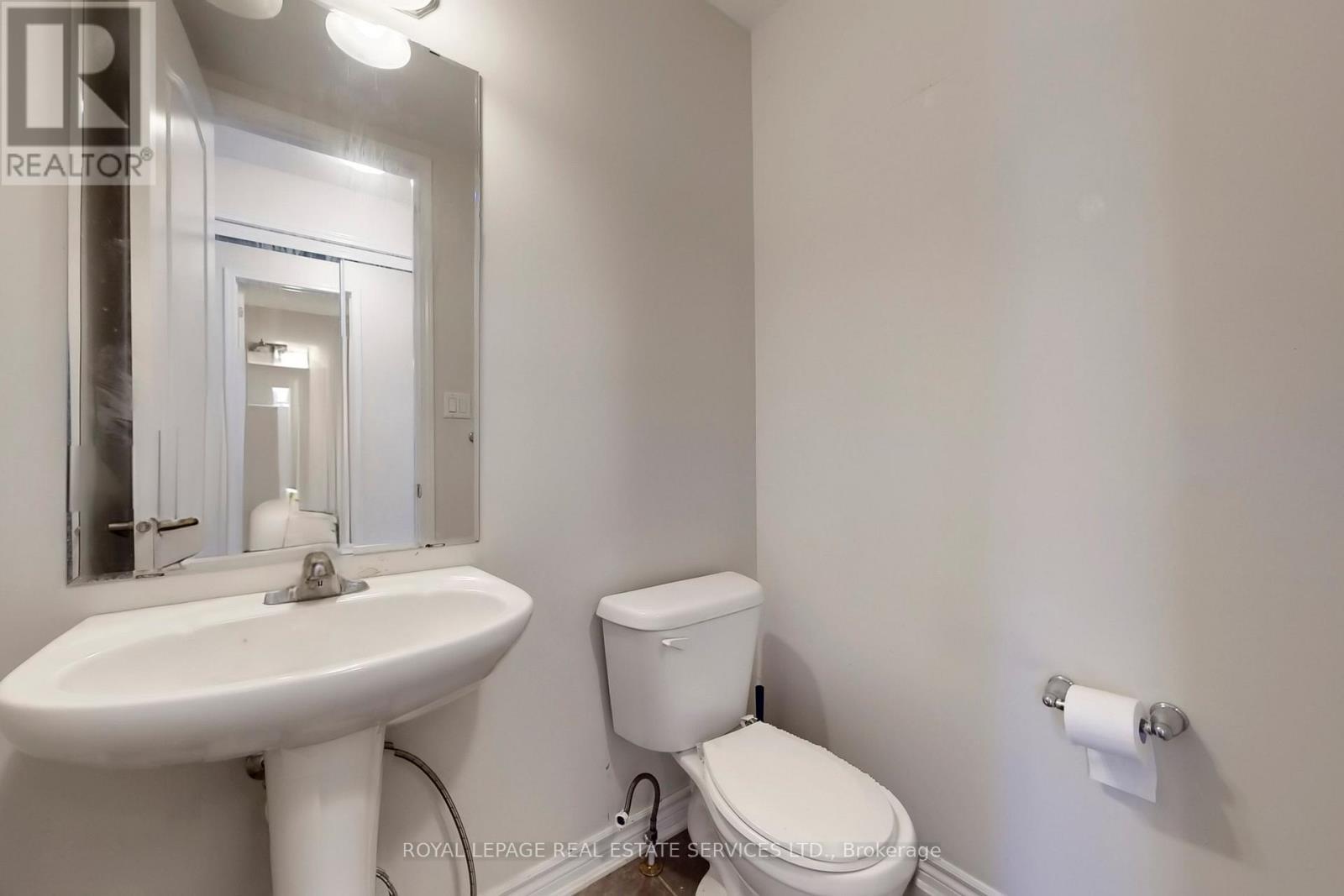 389 Gosford Crescent, Milton, ON - Indoor Photo Showing Bathroom