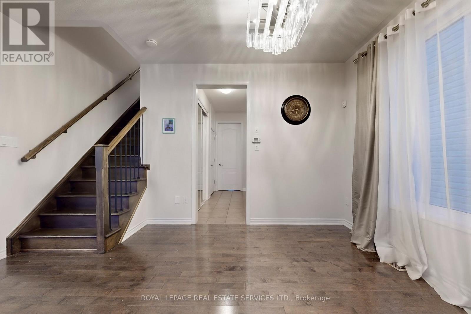 389 Gosford Crescent, Milton, ON - Indoor Photo Showing Other Room