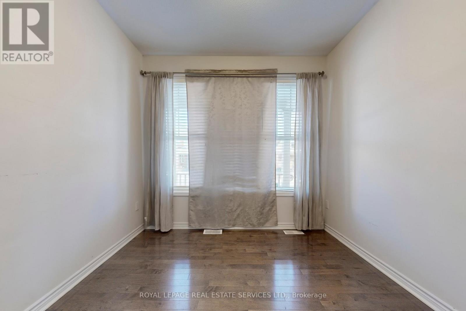 389 Gosford Crescent, Milton, ON - Indoor Photo Showing Other Room