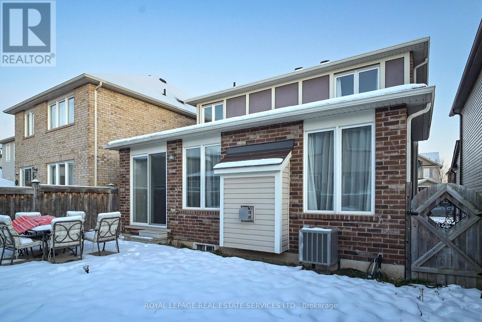 389 Gosford Crescent, Milton, ON - Outdoor