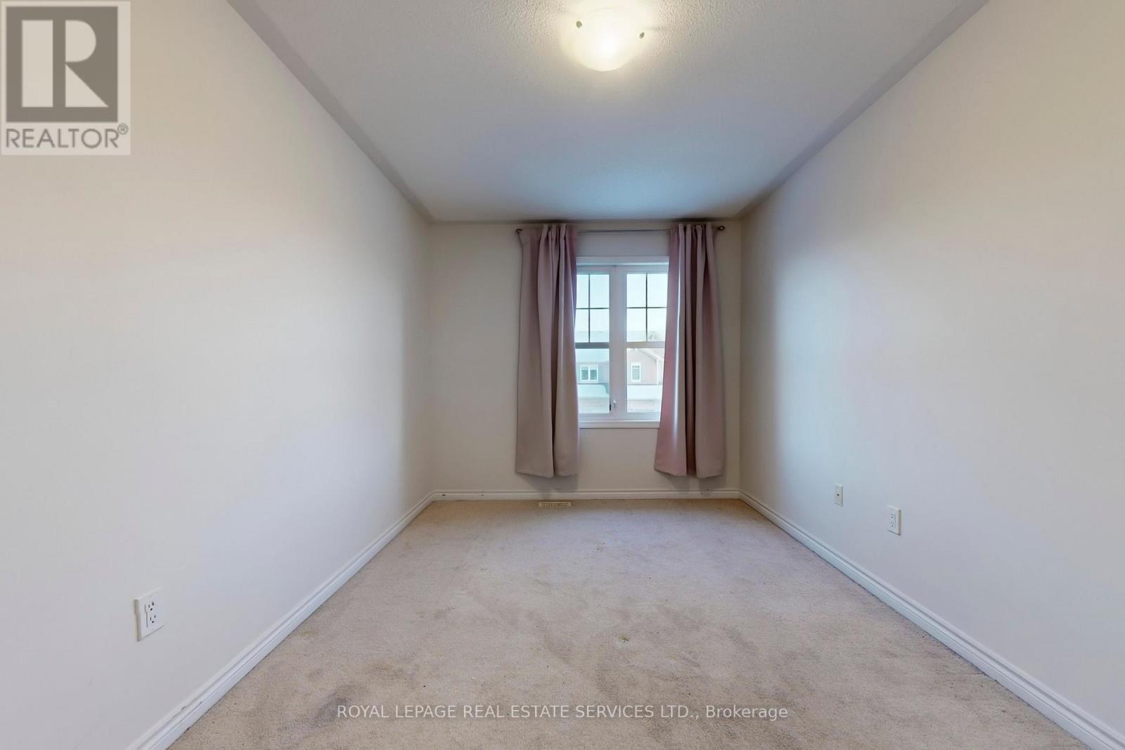 389 Gosford Crescent, Milton, ON - Indoor Photo Showing Other Room