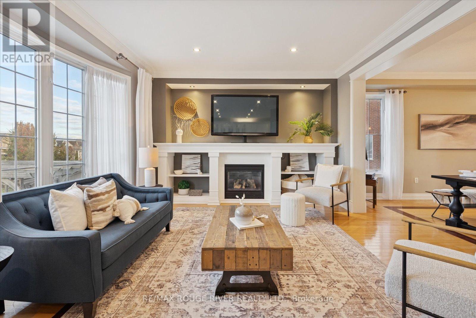 15 Eastgate Circle, Whitby (Brooklin), ON - Indoor Photo Showing Living Room With Fireplace