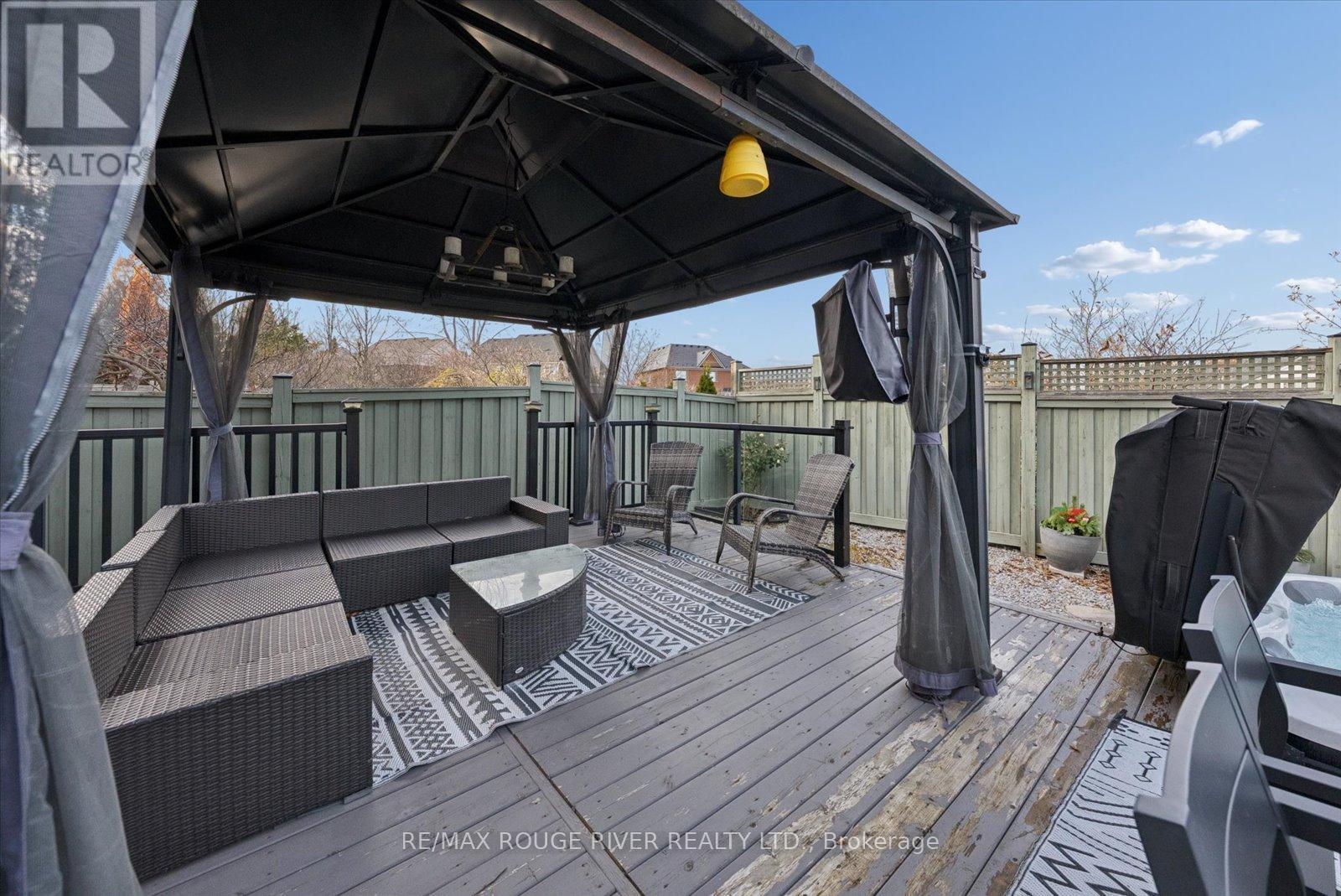 15 Eastgate Circle, Whitby (Brooklin), ON - Outdoor With Deck Patio Veranda With Exterior