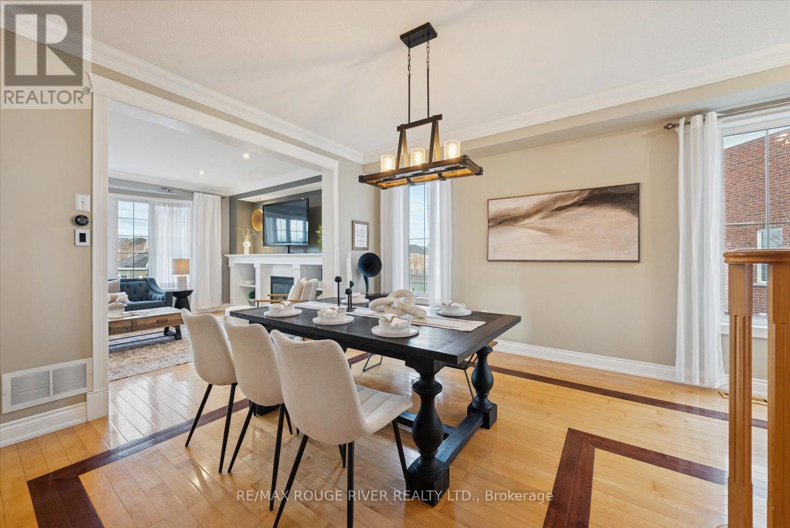 15 Eastgate Circle, Whitby (Brooklin), ON - Indoor Photo Showing Dining Room