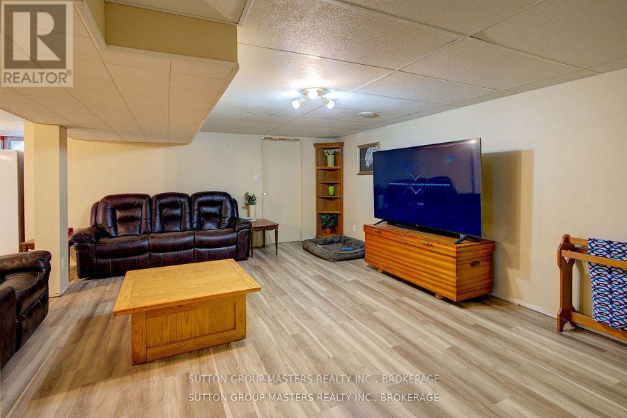 4071 Colebrook Road, South Frontenac (Frontenac South), ON - Indoor