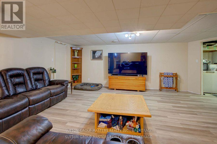 4071 Colebrook Road, South Frontenac (Frontenac South), ON - Indoor