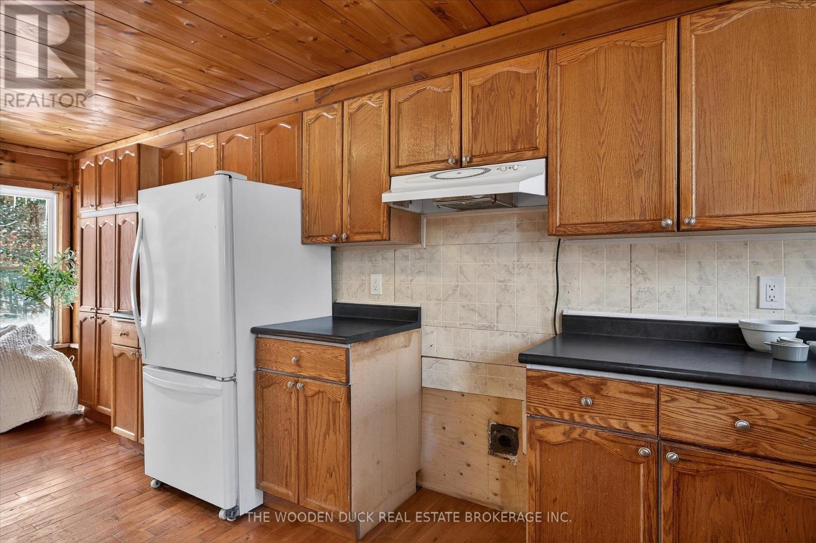 6600 Hwy 7 Highway, Havelock-Belmont-Methuen (Belmont-Methuen), ON - Indoor Photo Showing Kitchen